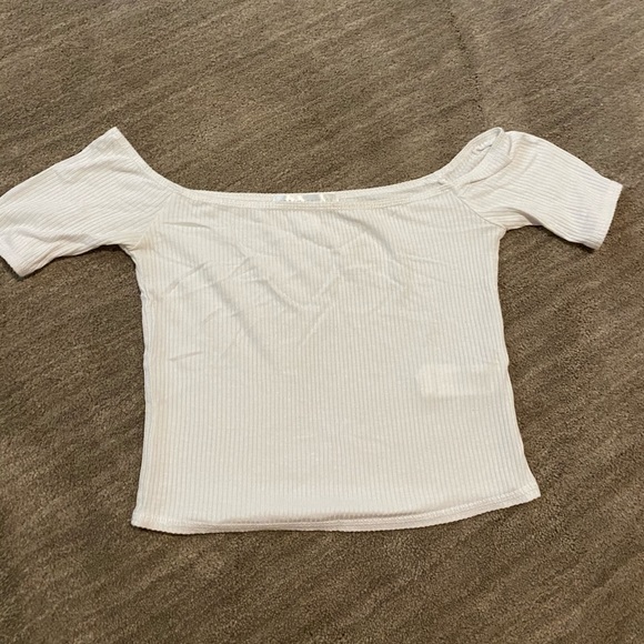 Crop top - Picture 1 of 1